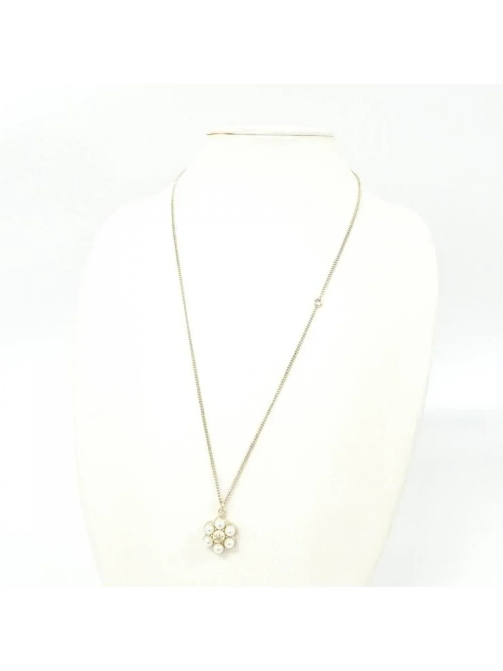 Chanel Necklace Gold